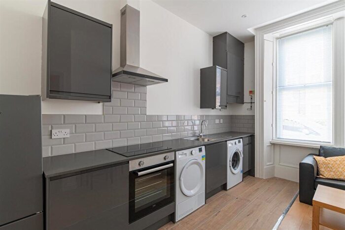 1 Bedroom Apartment To Rent In Hutton Terrace, Sandyford, Newcastle Upon Tyne, NE2