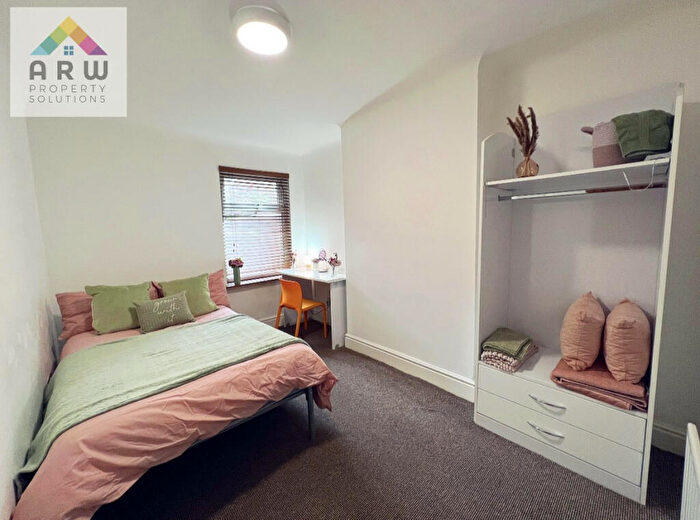 5 Bedroom Terraced House To Rent In Egerton Road, Liverpool, Merseyside, L15