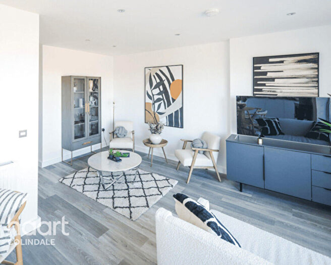 2 Bedroom Apartment For Sale In Burnt Oak Broadway, London, HA8