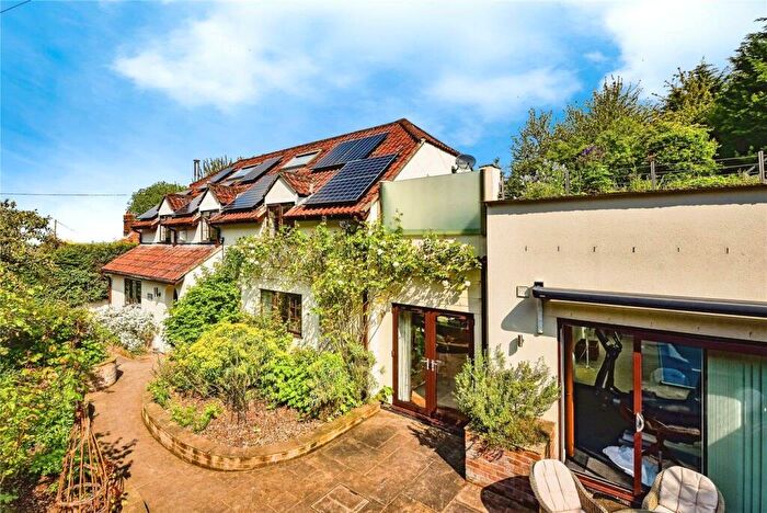 4 Bedroom Detached House For Sale In Salisbury Hollow, Edington, BA13