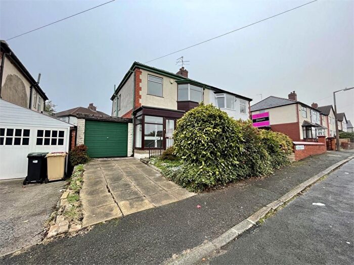 3 Bedroom Semi-Detached House To Rent In Willowbank Avenue, Bolton, BL2