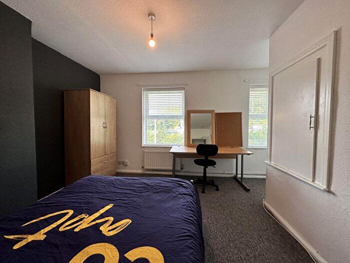 5 Bedroom Semi-Detached House To Rent In Barcombe Road, Brighton, BN1