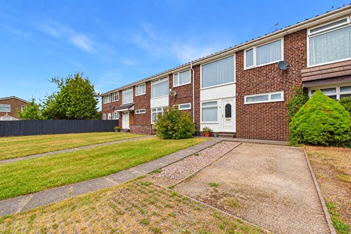 3 Bedroom Terraced House For Sale In Avon Drive, Congleton, Cheshire, CW12