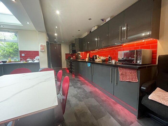 7 Bedroom House To Rent In Tiverton Road, Selly Oak, West Midlands, B29