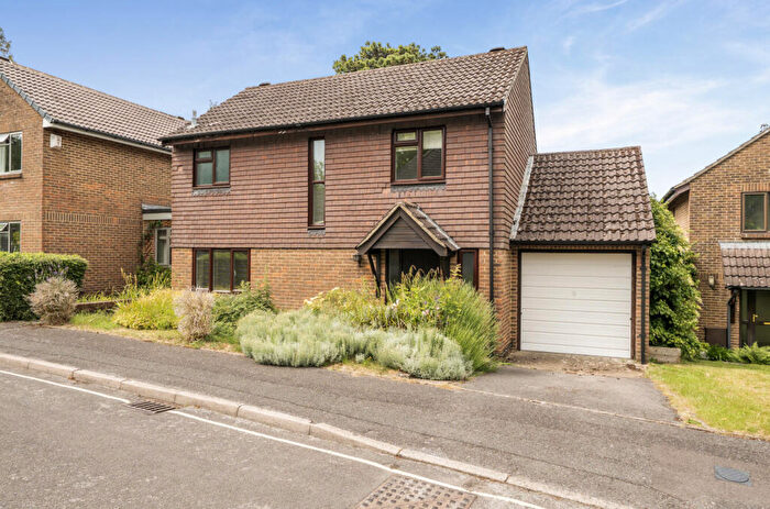3 Bedroom Detached House For Sale In Nursery Gardens, Winchester, Hampshire, SO22