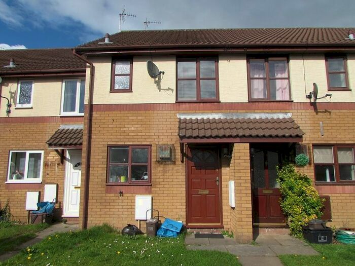 2 Bedroom Property To Rent In Pont Newydd, Pencoed, Bridgend, CF35