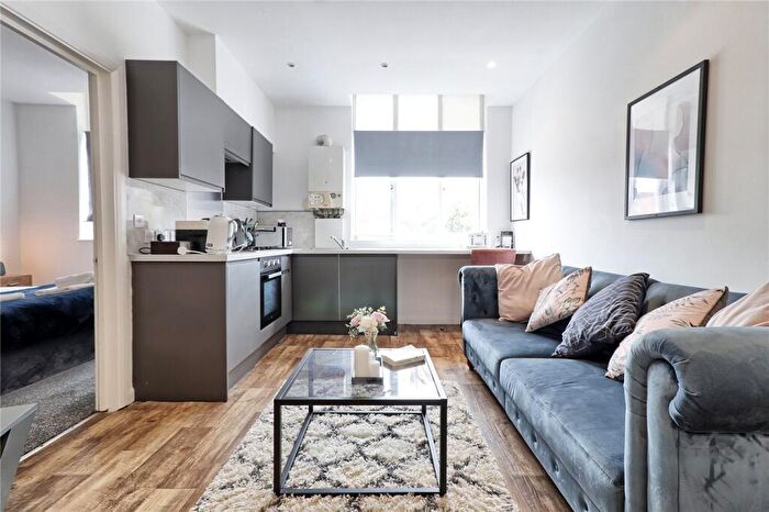 1 Bedroom Apartment To Rent In Southchurch Road, Southend-on-Sea, Essex, SS1