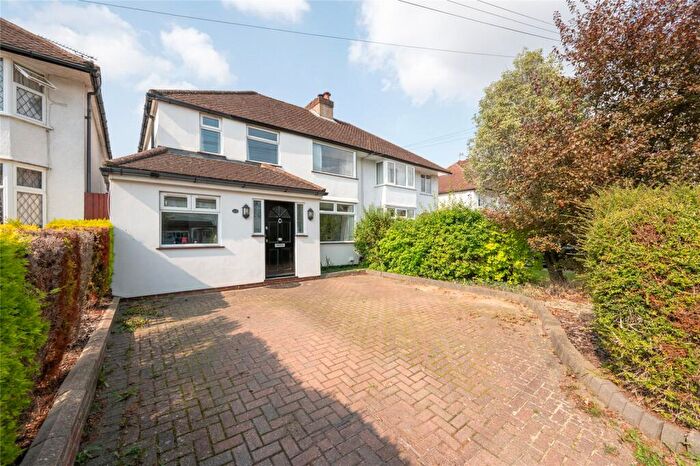 4 Bedroom Semi-Detached House For Sale In Gurney Court Road, St. Albans, Hertfordshire, AL1