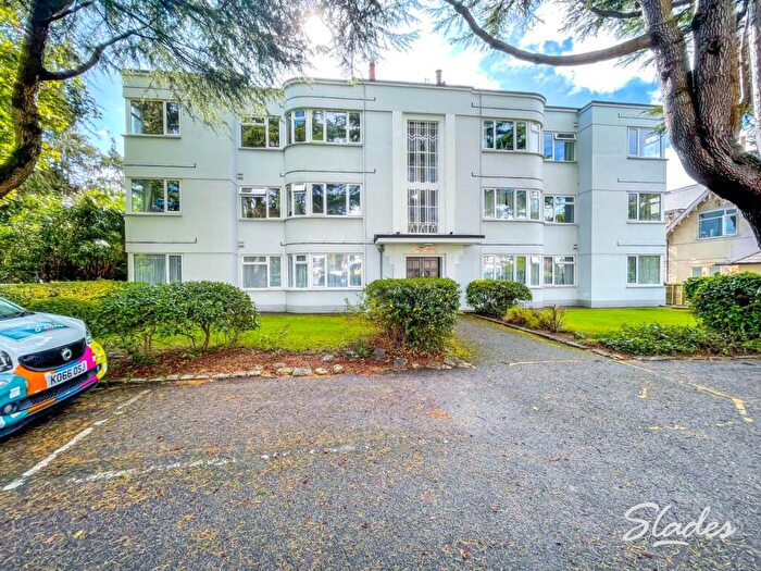 2 Bedroom Apartment To Rent In - Christchurch Road, Bournemouth, Dorset, BH1