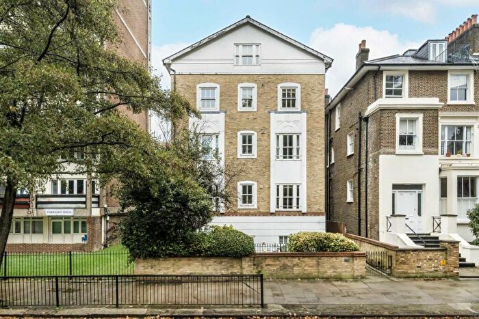 1 Bedroom Flat To Rent In Randolph Gardens, Maida Vale, NW6