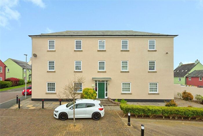 2 Bedroom Flat For Sale In Greenhill Road, Plymouth, Devon, PL9