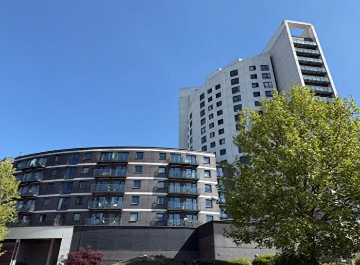 1 Bedroom Apartment To Rent In Clarence House, Leeds City Centre, LS10