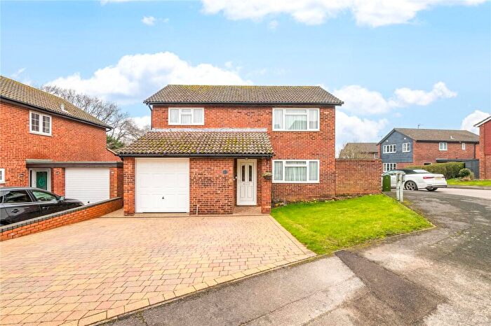 4 Bedroom Detached House For Sale In Dawlish Close, Bragbury End, Hertfordshire, SG2