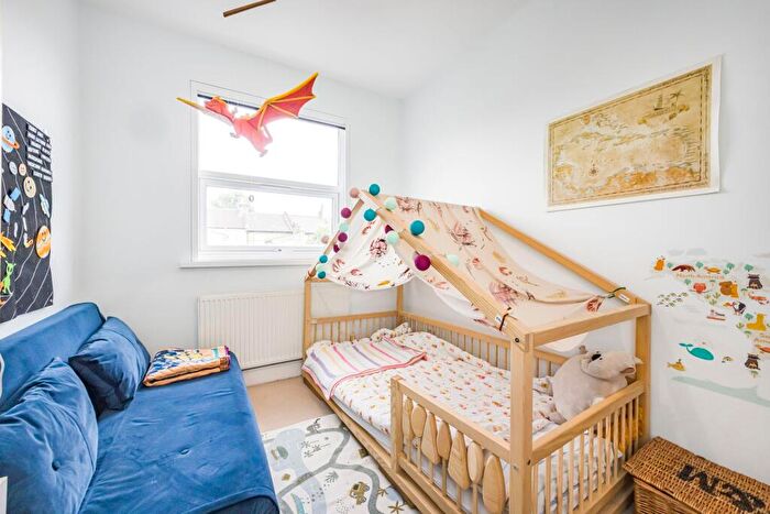 2 Bedroom Terraced House For Sale In Albany Road, Walthamstow, E17