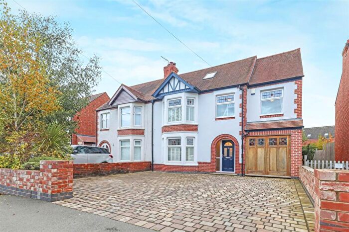 5 Bedroom Semi Detached House For Sale In Randall Road, Kenilworth, CV8