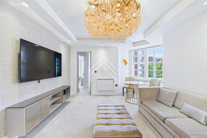 2 Bedroom Flat To Rent In Addison House, London, NW8
