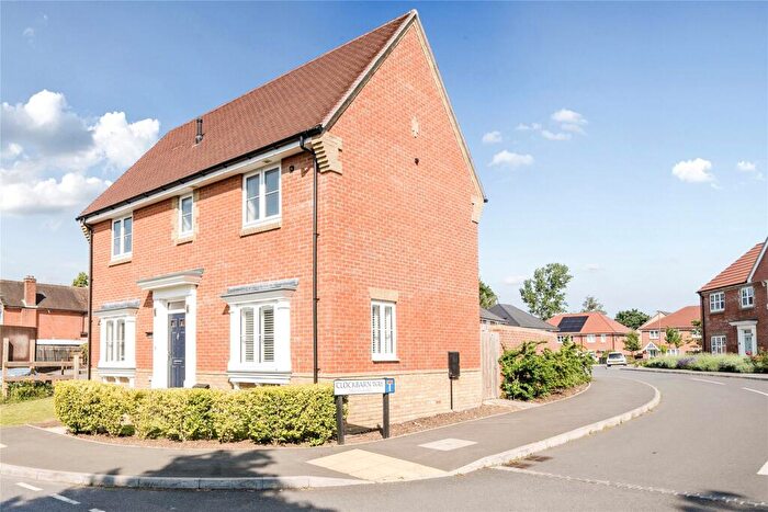 3 Bedroom Detached House For Sale In Clockbarn Way, Send, Surrey, GU23