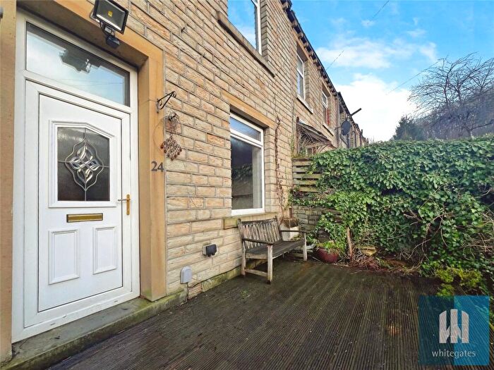 1 Bedroom Terraced House For Sale In Jacobs Row, Lockwood, Huddersfield, HD4