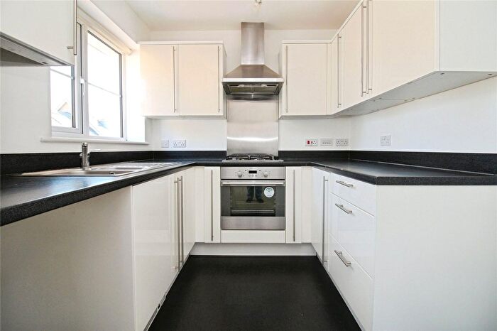 2 Bedroom Detached House For Sale In Masters Crescent, Basildon, Essex, SS15