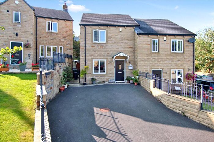 2 Bedroom Semi-Detached House For Sale In Lumb Croft, Sutton-In-Craven, BD20