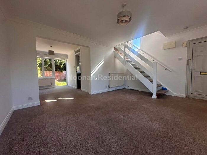 3 Bedroom End Of Terrace House To Rent In Edinburgh Drive, St Ives, PE27