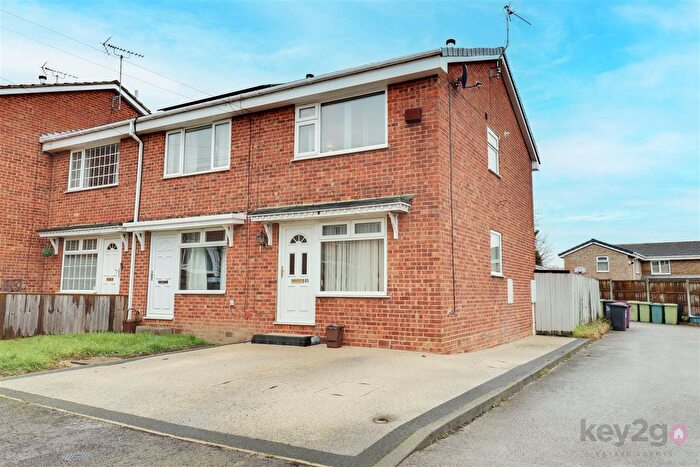 2 Bedroom End Terrace House For Sale In Springfield Close, Eckington, Sheffield, S21