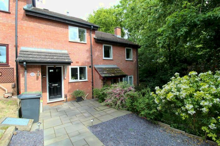 2 Bedroom Terraced House To Rent In Linnet Close, Exeter, EX4