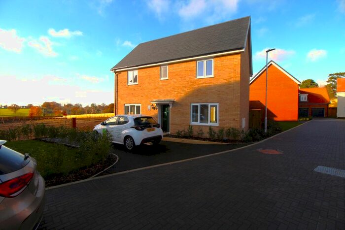 3 Bedroom Detached House To Rent In St Johns Road, Goffs Oak, EN7