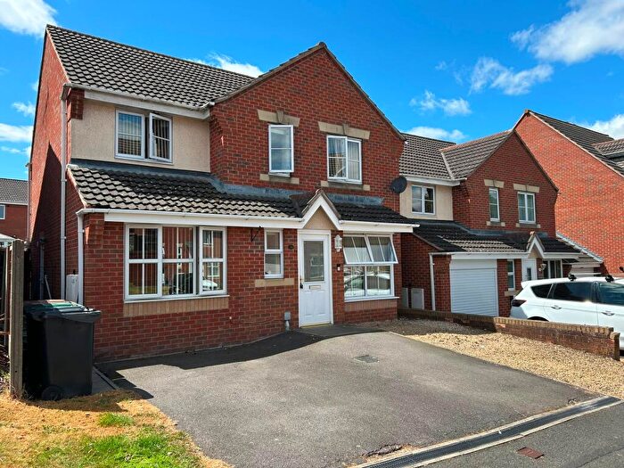 4 Bedroom Detached House For Sale In Frank Bodicote Way, Swadlincote, DE11