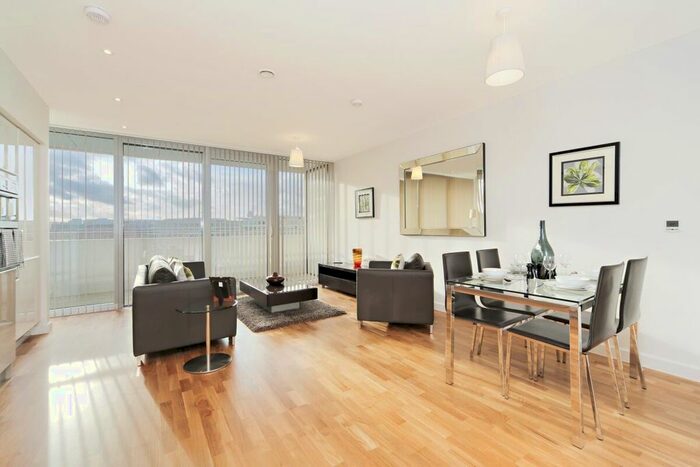 2 Bedroom Flat To Rent In Colonial Drive, Bollo Lane, London, W4