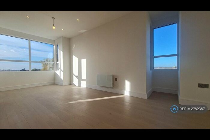 2 Bedroom Flat To Rent In Hendon, Hendon, NW4