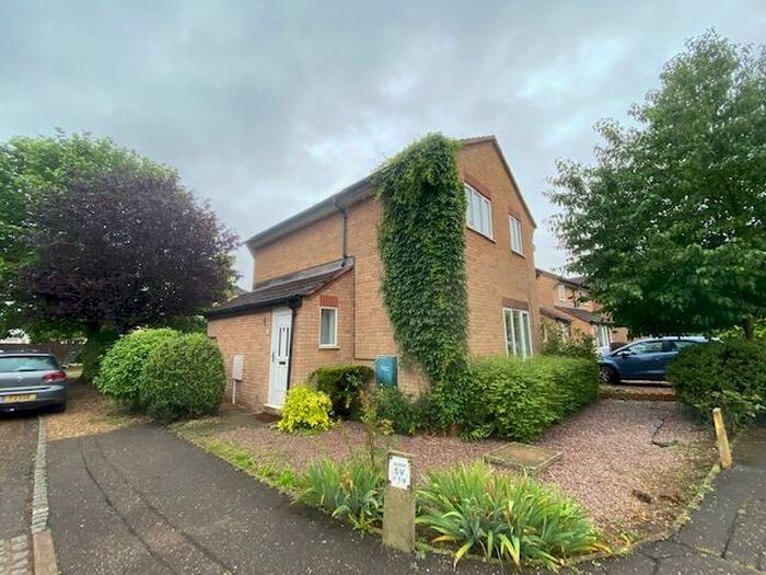 3 Bedroom House To Rent In Paulsgrove, Orton Wistow, Peterborough, PE2