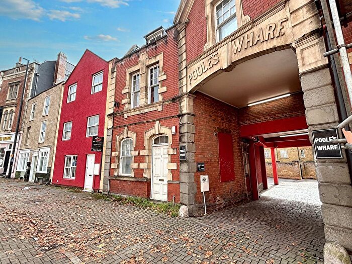2 Bedroom Flat For Sale In Flat, Pooles Wharf, Hotwell Road, Bristol, Ru, Gb, BS8