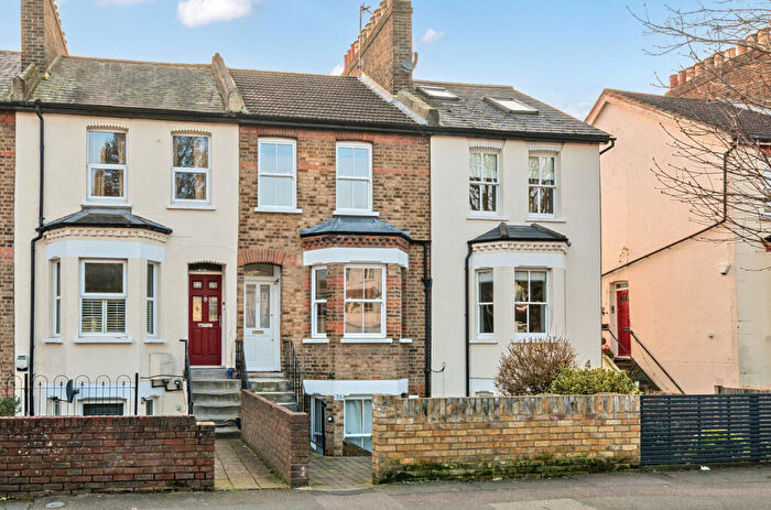 2 Bedroom Maisonette For Sale In Page Heath Villas, Bromley, BR1