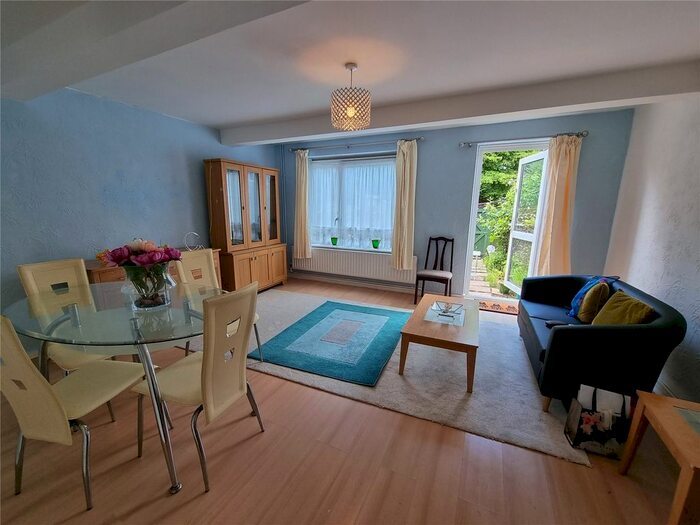 3 Bedroom Terraced House To Rent In Hanselin Close, Stanmore, HA7