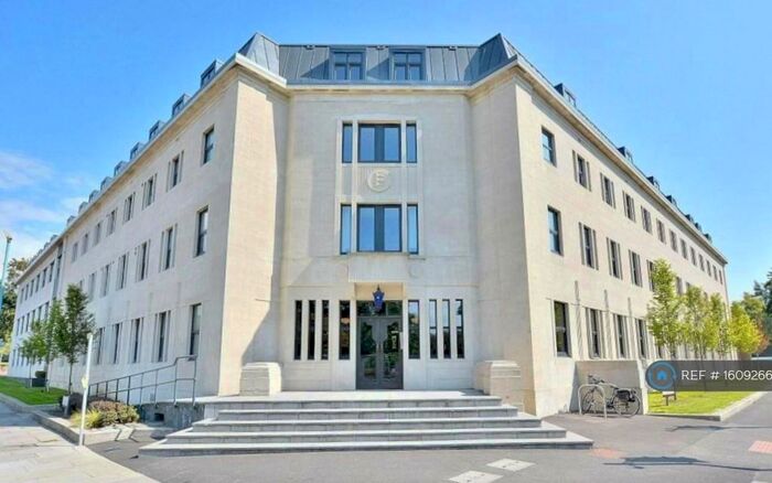 2 Bedroom Flat To Rent In The Metropolitan, Poole, BH15