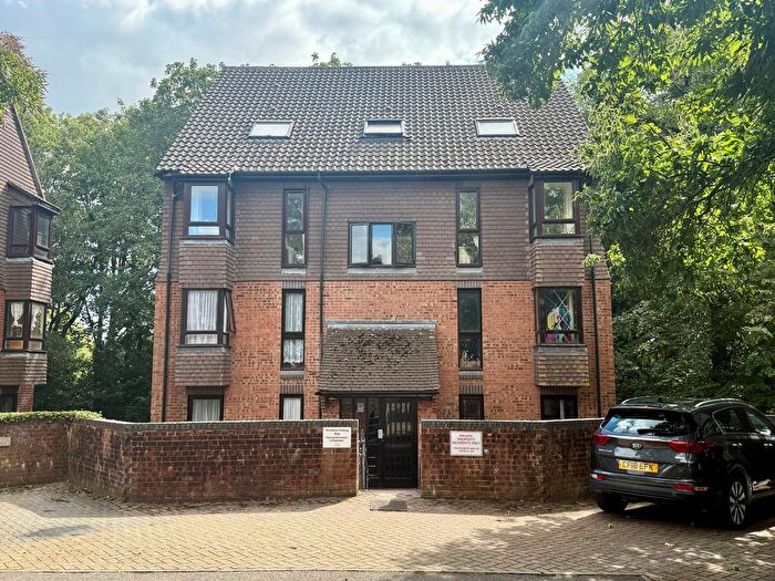 1 Bedroom Flat To Rent In Tremona Court, Tremona Road, Southampton, SO16