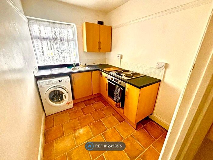 1 Bedroom Flat To Rent In Bellegrove Road, Welling, DA16