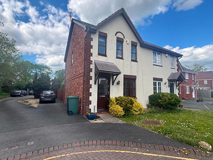 2 Bedroom Semi Detached House To Rent In Stocken Close, Gloucester, Gloucestershire, GL3