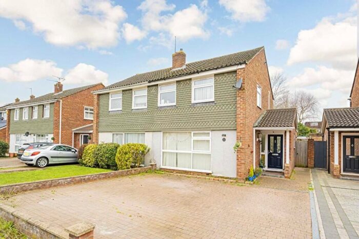 3 Bedroom Semi-Detached House To Rent In Catherine Drive, Sunbury On Thames, TW16