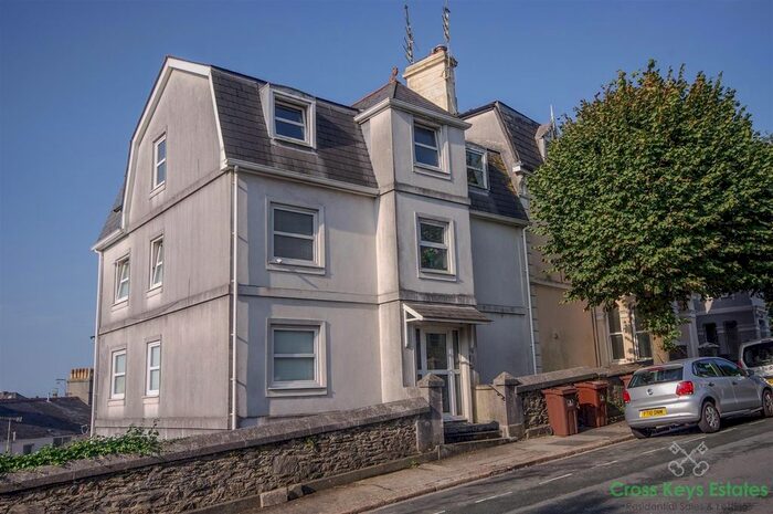2 Bedroom Flat To Rent In College Avenue, Mannamead, PL4