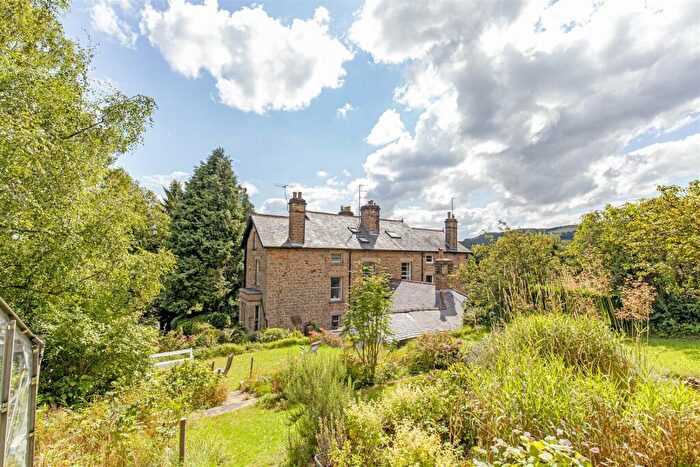 6 Bedroom Semi-Detached House For Sale In Castleton Road, Hathersage, Hope Valley, S32