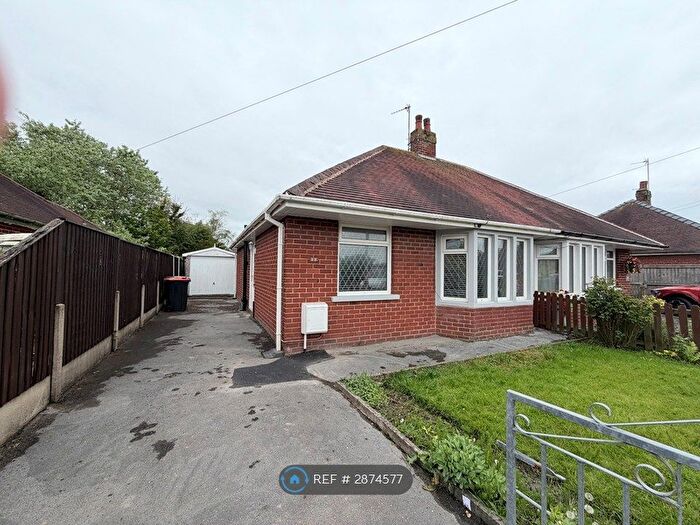 2 Bedroom Bungalow To Rent In Masefield Avenue, Thornton, FY5