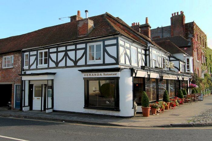 1 Bedroom Apartment To Rent In The Square, Wickham, PO17