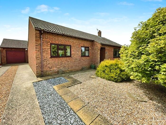 3 Bedroom Detached Bungalow For Sale In Covey Way, Lakenheath, IP27