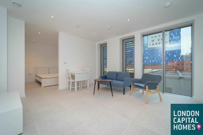 Apartment To Rent In Jacquard Point Tapestry Way London, E1