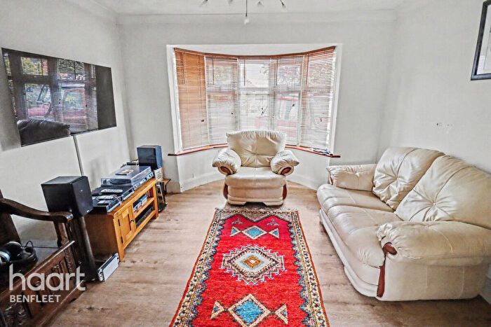 3 Bedroom Semi-Detached Bungalow For Sale In Philmead Road, Benfleet, SS7
