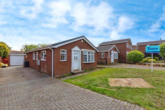 3 Bedroom Bungalow For Sale In Canterbury Grove, Darlington, DL1