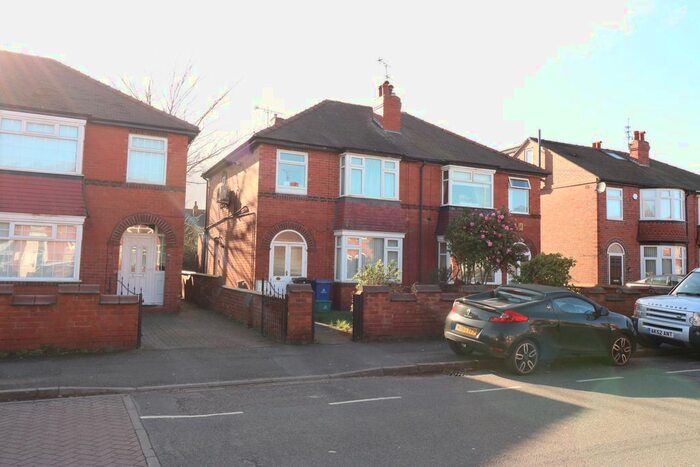 1 Bedroom Flat To Rent In Zetland Road, Town Moor, Doncaster, DN2