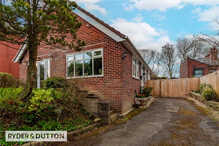 4 Bedroom Detached Bungalow For Sale In Rochdale Road, High Crompton, Shaw, Oldham, OL2